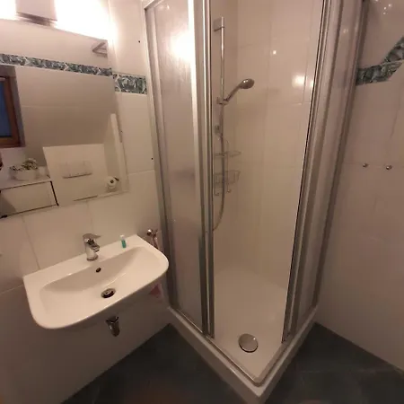 Nyaraló Strandhaus Mari *